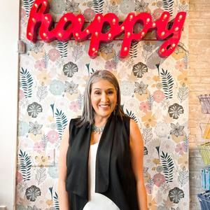 Meet your Posher, Lana